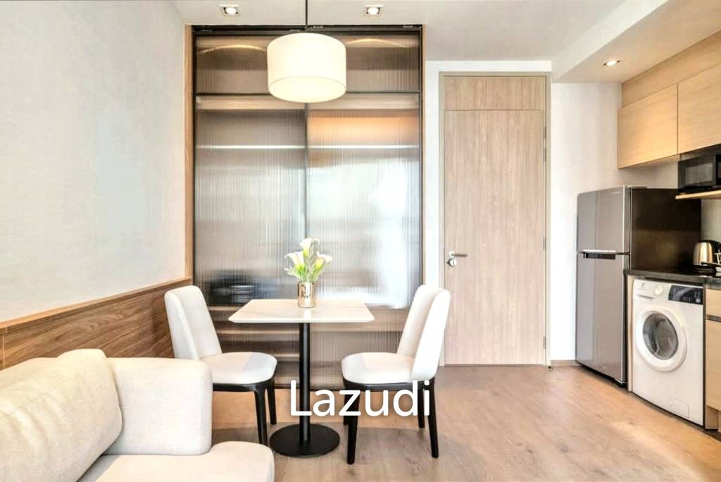 Studio 1 Bath 29 SQ.M Park Origin Phromphong