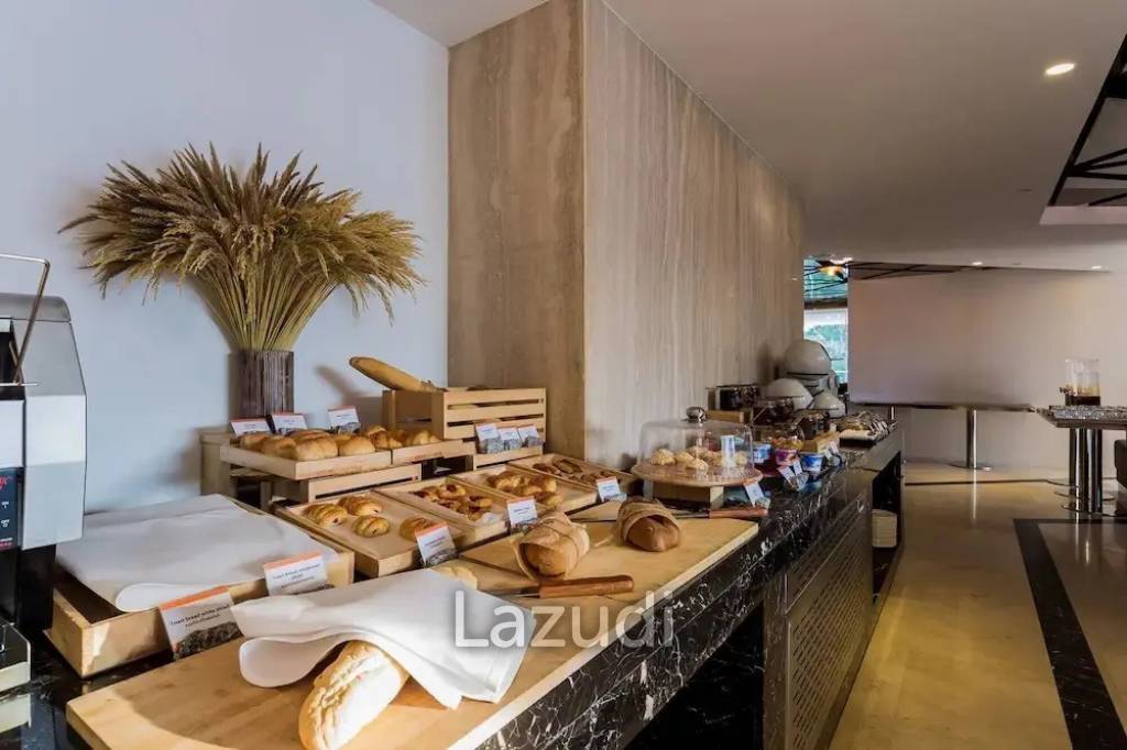 Hotel with 164 Rooms for Sale in Pratumnak
