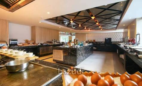 Hotel with 164 Rooms for Sale in Pratumnak
