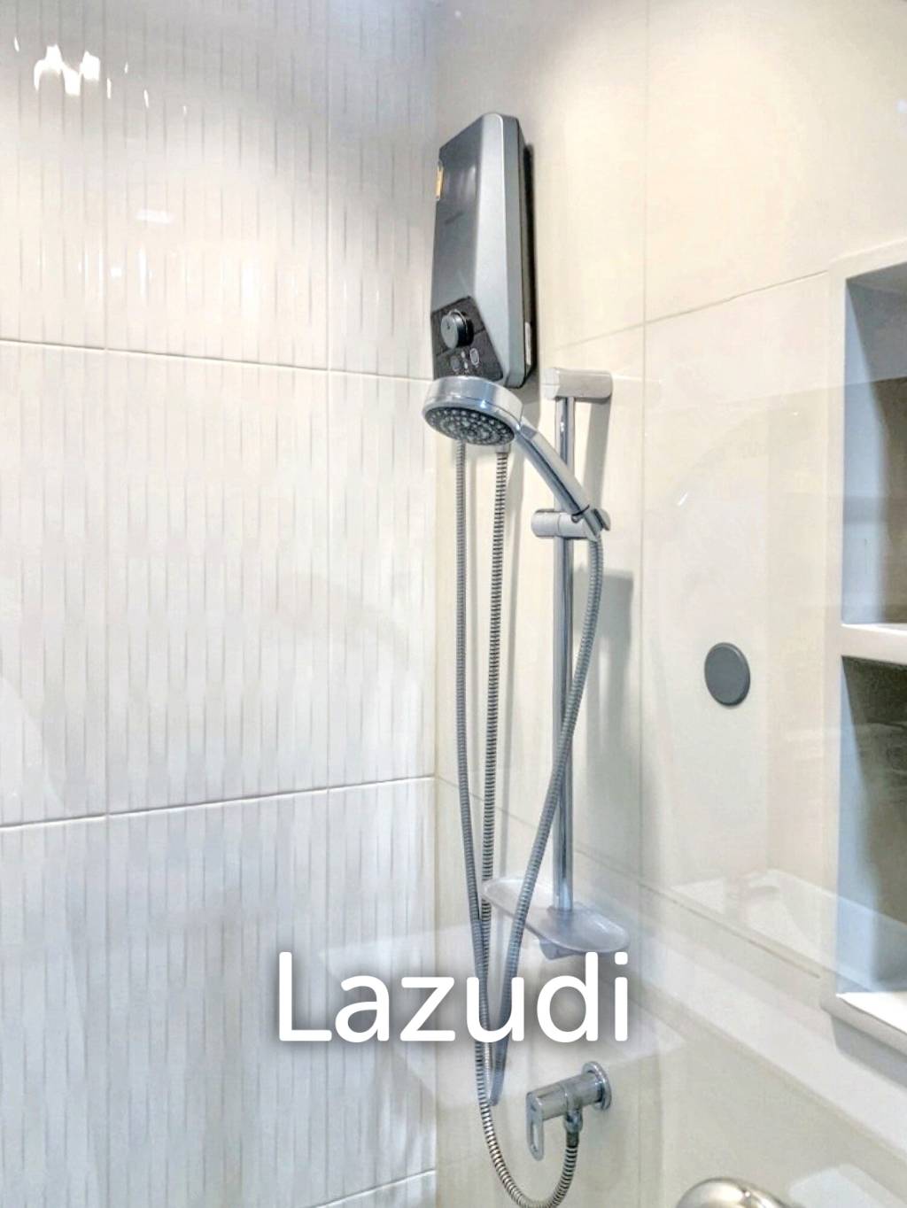 2 Bed 1 Bath 45 SQ.M LIFE Asoke - Rama 9