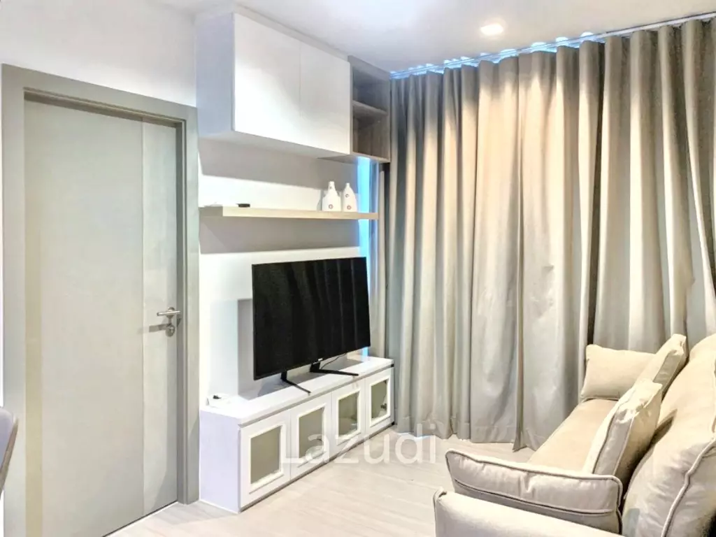 2 Bed 1 Bath 45 SQ.M LIFE Asoke - Rama 9