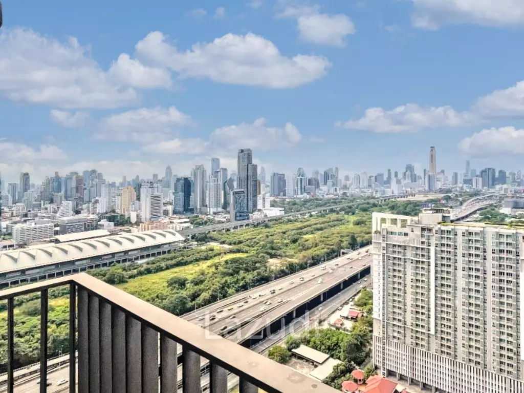 2 Bed 1 Bath 45 SQ.M LIFE Asoke - Rama 9
