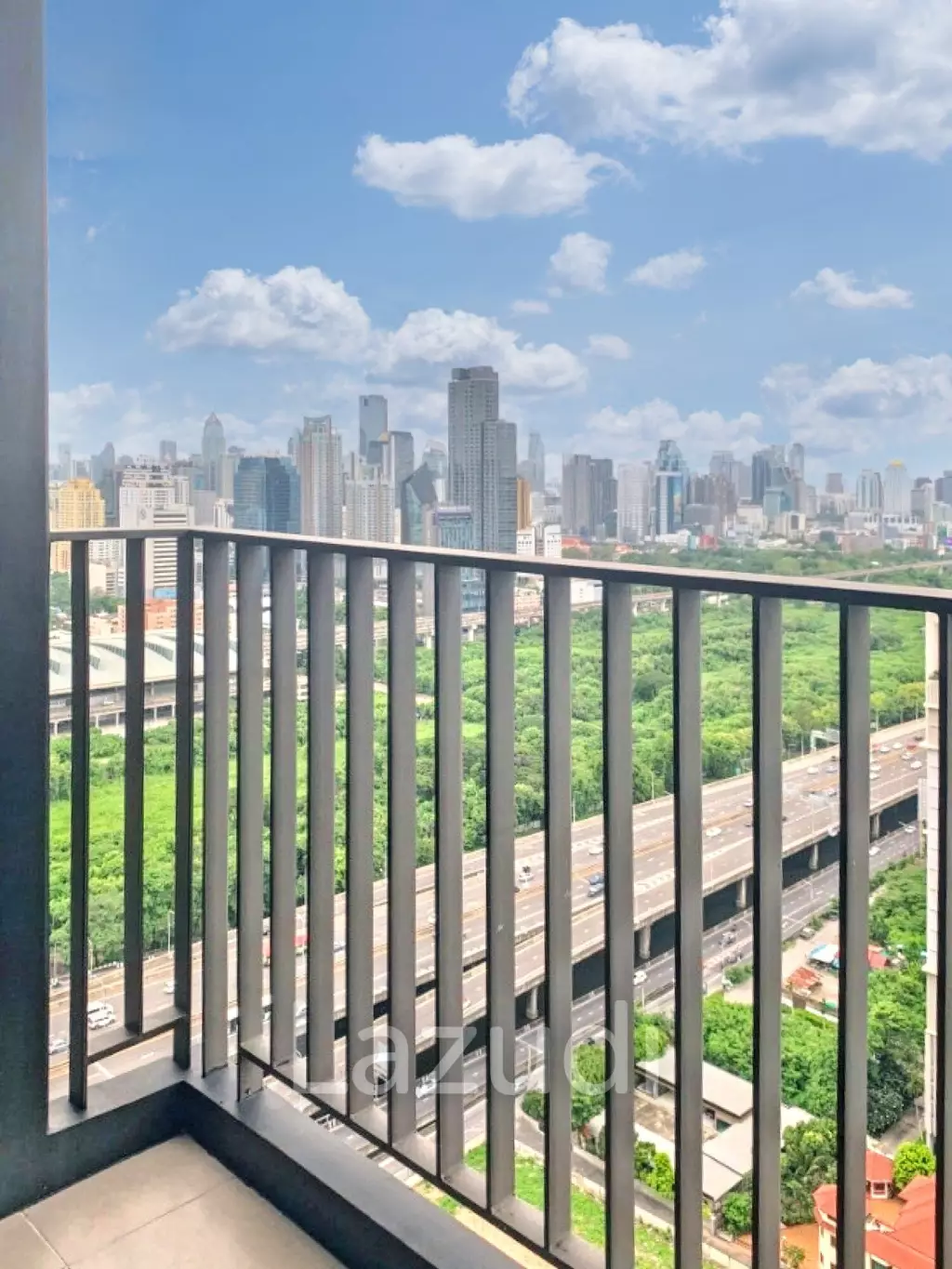 2 Bed 1 Bath 45 SQ.M LIFE Asoke - Rama 9