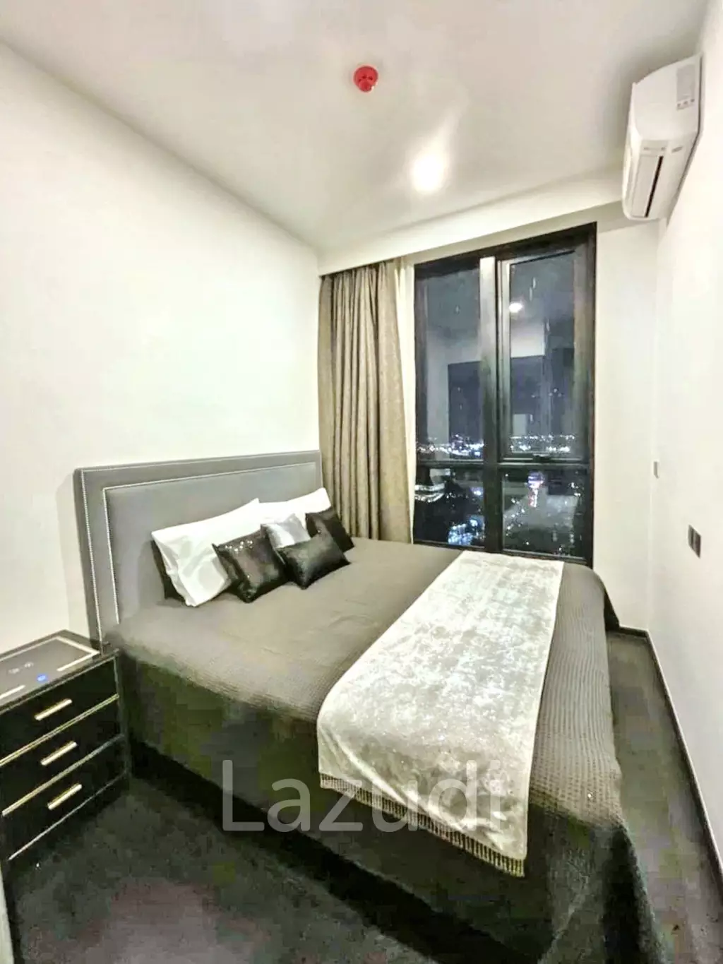 1 Bed 1 Bath 33 SQ.M Park Origin Thonglor