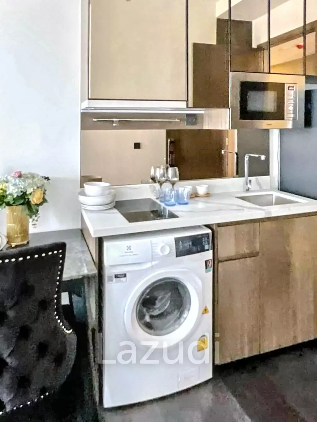 1 Bed 1 Bath 33 SQ.M Park Origin Thonglor