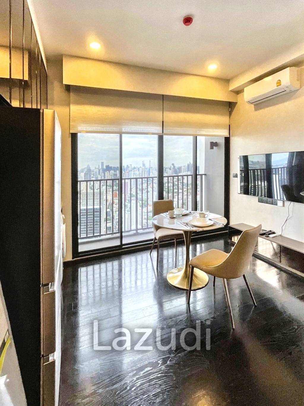 2 Bed 1 Bath 42 SQ.M Park Origin Thonglor