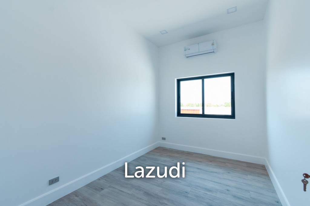 800 Sqm 4 Bed 3 Bath Villa For Sale