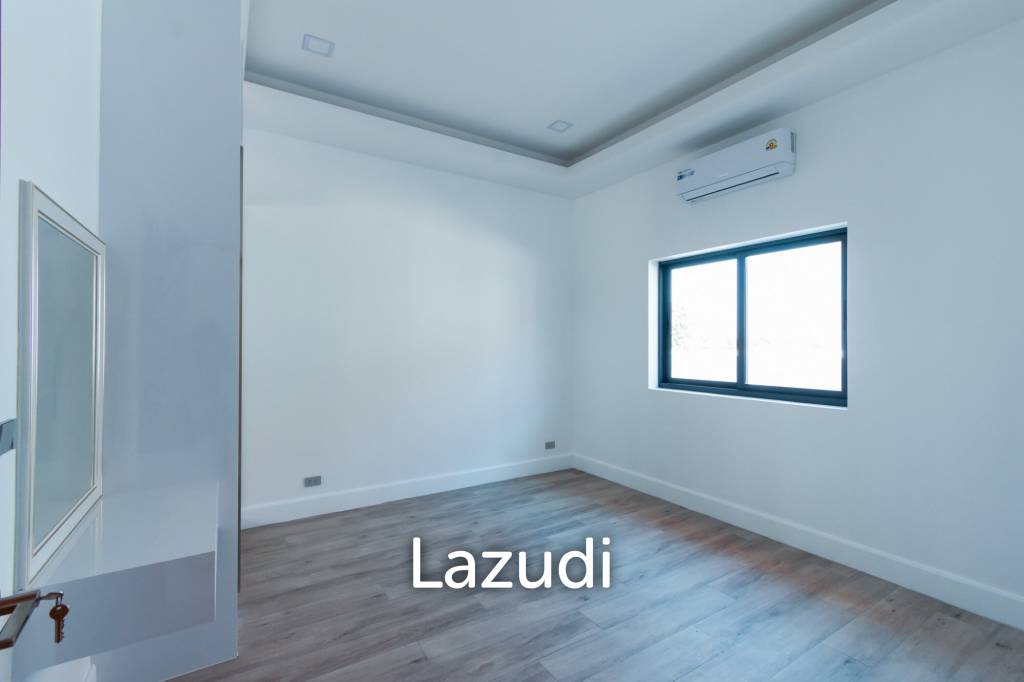 800 Sqm 4 Bed 3 Bath Villa For Sale