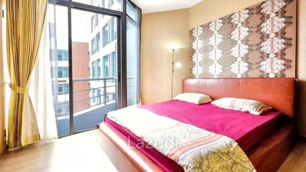 1-Bedroom 1 Bathroom Condo 40 Sq.m. Baan Sathorn Chaopraya