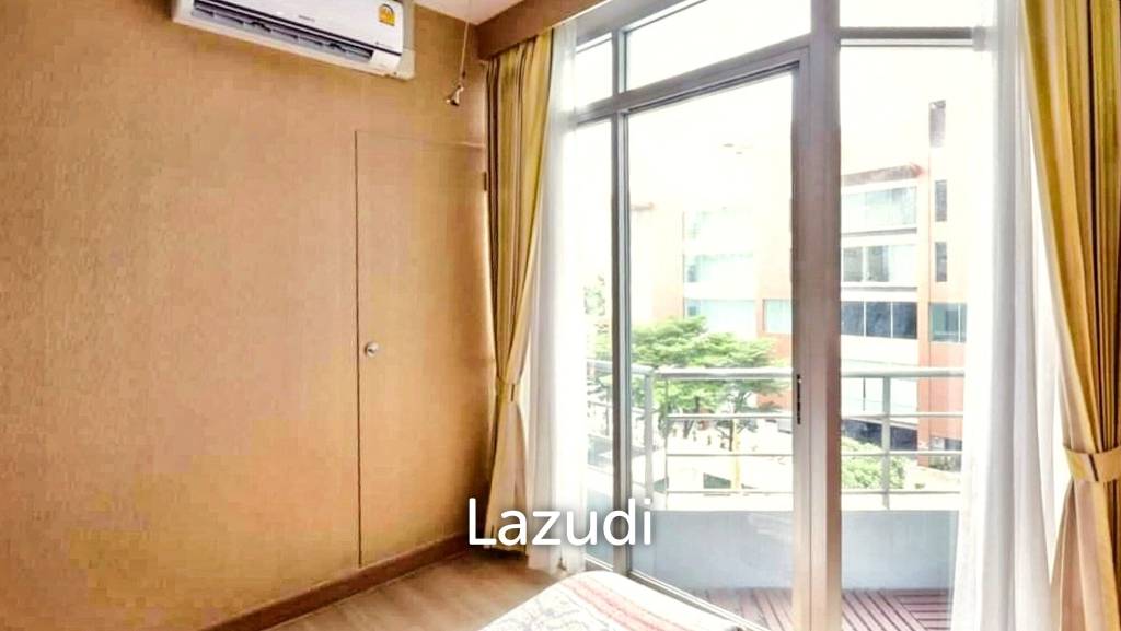 1-Bedroom 1 Bathroom Condo 40 Sq.m. Baan Sathorn Chaopraya