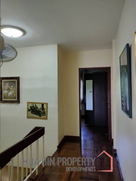 2 bed 2 bath Townhouse close to Cha am beach