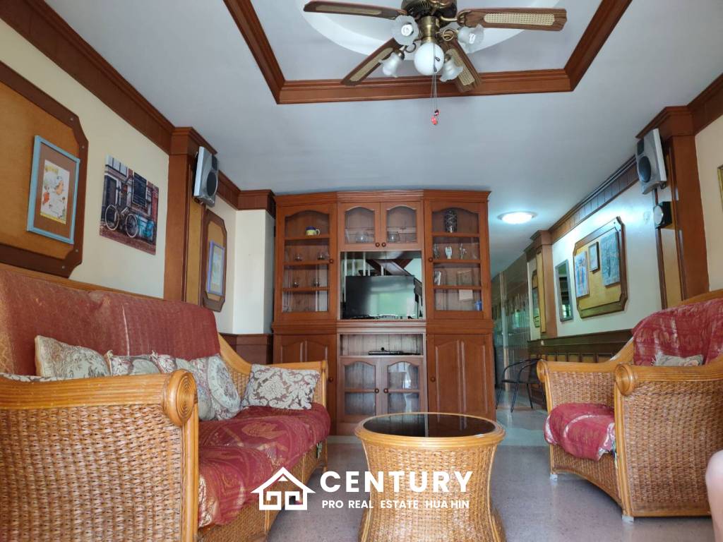 2 bed 2 bath Townhouse close to Cha am beach