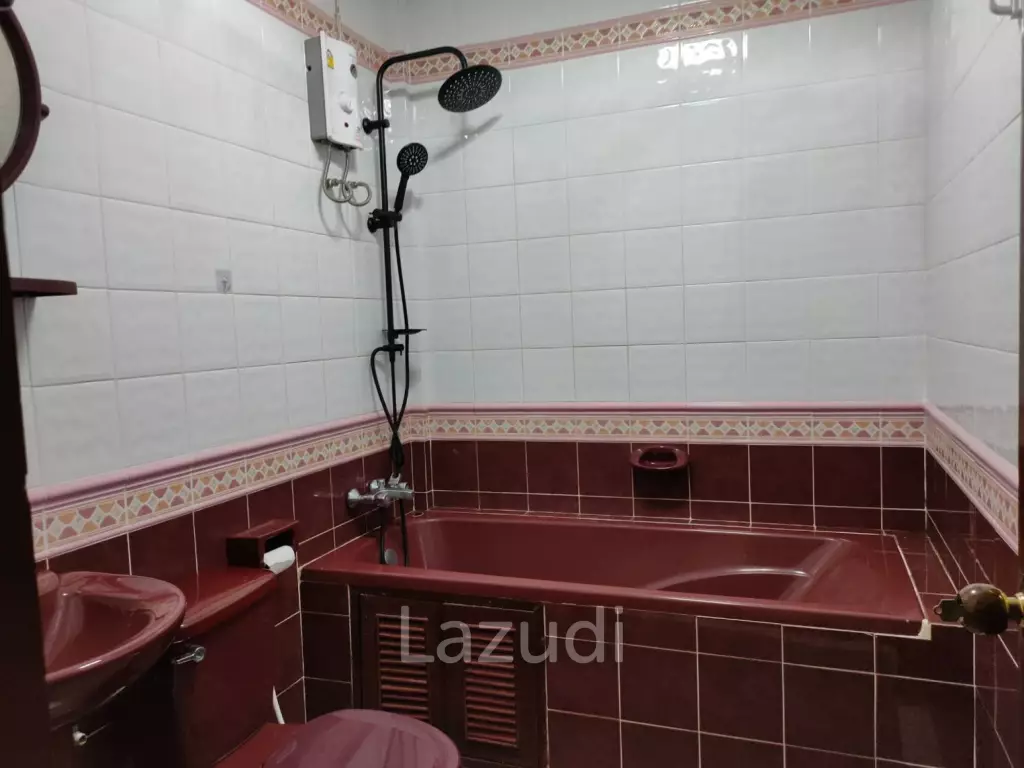 2 bed 2 bath Townhouse close to Cha am beach