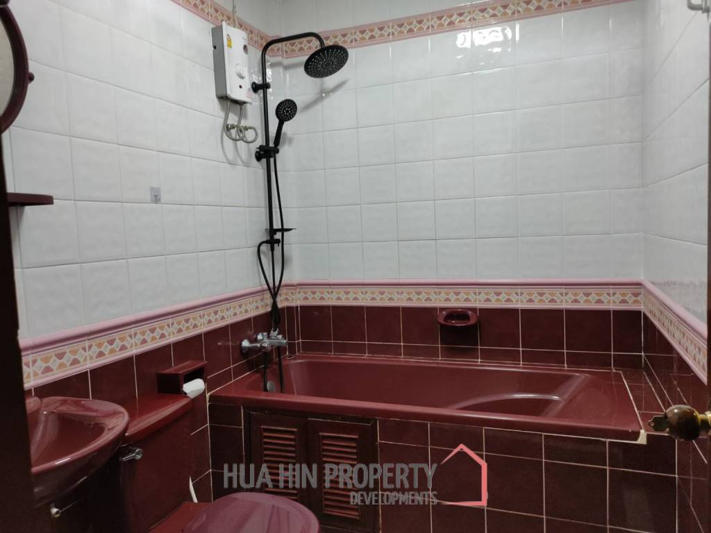 2 bed 2 bath Townhouse close to Cha am beach