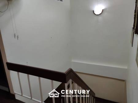 2 bed 2 bath Townhouse close to Cha am beach