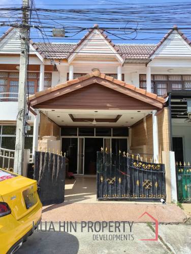 2 bed 2 bath Townhouse close to Cha am beach