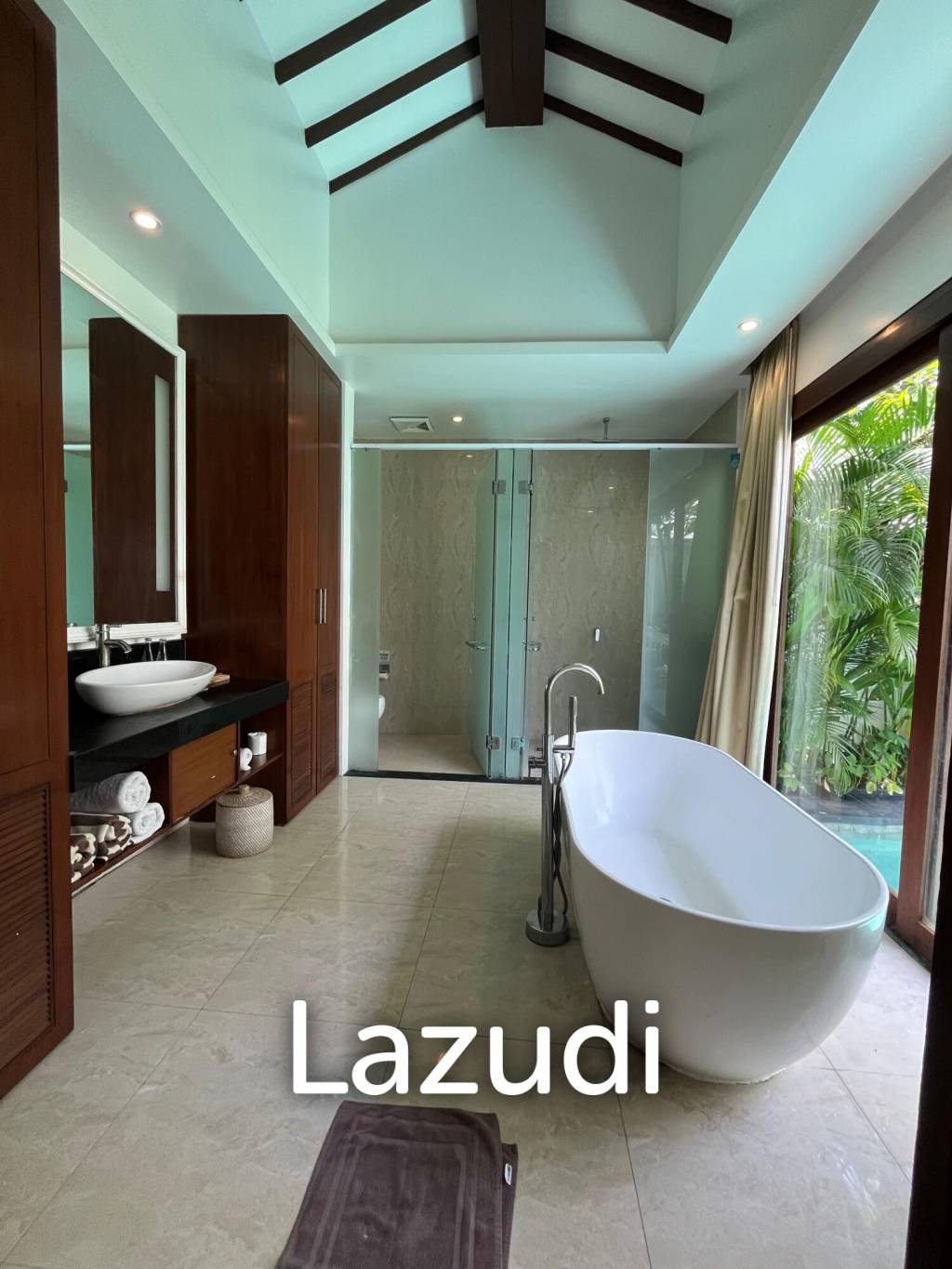 Luxury resort 1 bedroom units in Legian Kuta