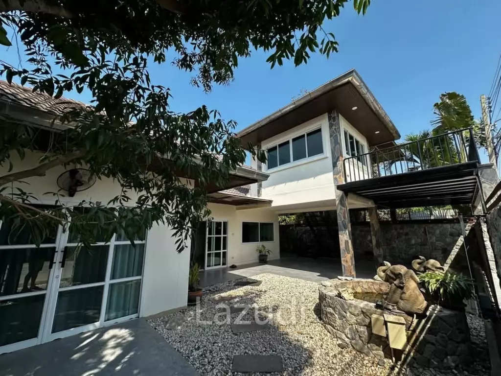 3 Beds 3 Baths 240 SQ.M. House in East Pattaya