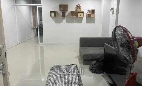 2 Bedrooms Townhouse For Sale Next To East Bypass