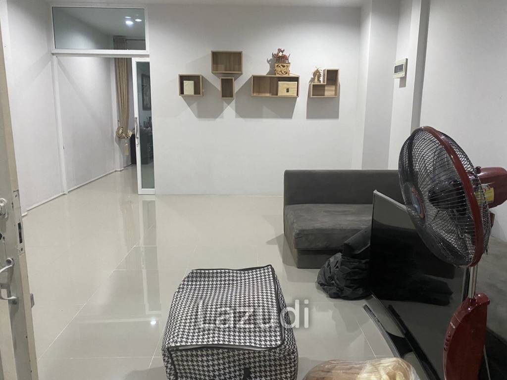 2 Bedrooms Townhouse For Sale Next To East Bypass