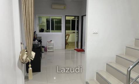 2 Bedrooms Townhouse For Sale Next To East Bypass