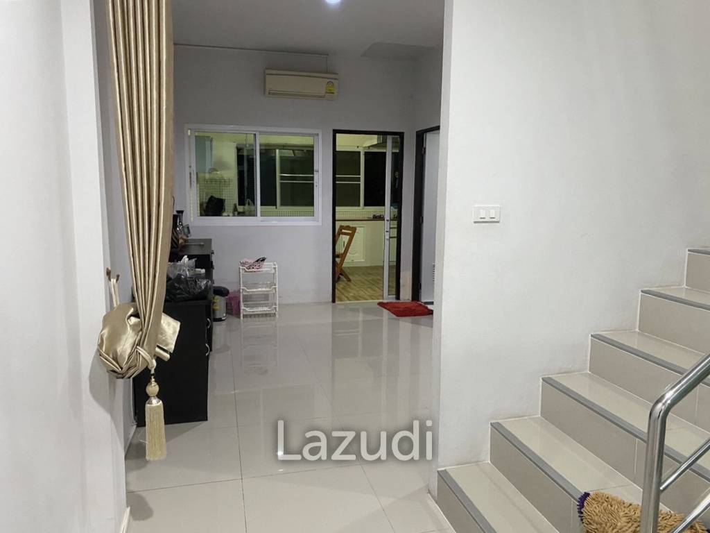 2 Bedrooms Townhouse For Sale Next To East Bypass