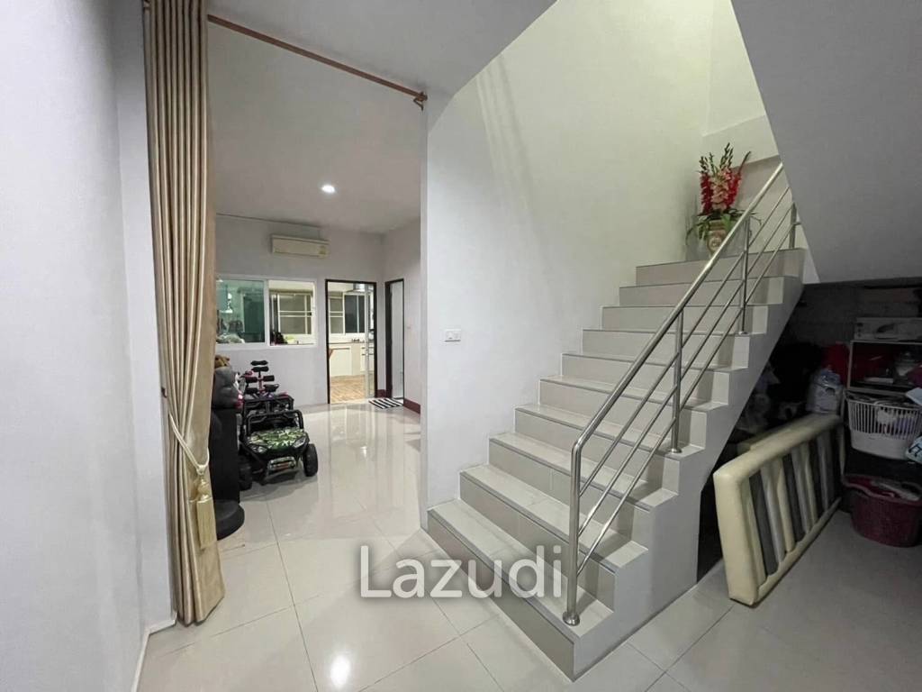 2 Bedrooms Townhouse For Sale Next To East Bypass