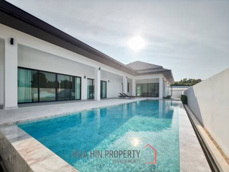 Luxury Modern 3 Bedroom Villa with Private Pool in Soi Hua Hin 102