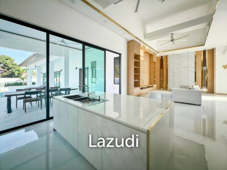 Luxury Modern 3 Bedroom Villa with Private Pool in Soi Hua Hin 102