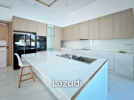 Luxury Modern 3 Bedroom Villa with Private Pool in Soi Hua Hin 102