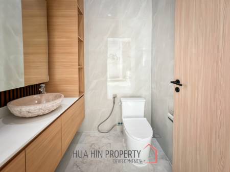 Luxury Modern 3 Bedroom Villa with Private Pool in Soi Hua Hin 102