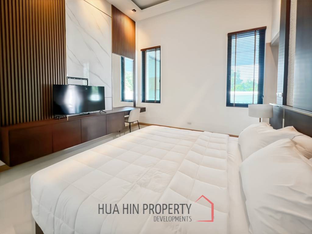 Luxury Modern 3 Bedroom Villa with Private Pool in Soi Hua Hin 102