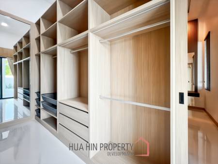 Luxury Modern 3 Bedroom Villa with Private Pool in Soi Hua Hin 102