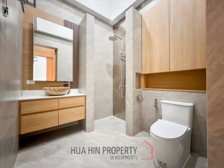 Luxury Modern 3 Bedroom Villa with Private Pool in Soi Hua Hin 102