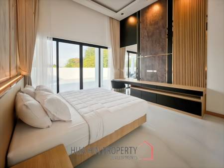 Luxury Modern 3 Bedroom Villa with Private Pool in Soi Hua Hin 102