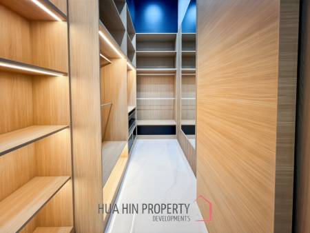 Luxury Modern 3 Bedroom Villa with Private Pool in Soi Hua Hin 102