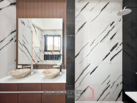 Luxury Modern 3 Bedroom Villa with Private Pool in Soi Hua Hin 102