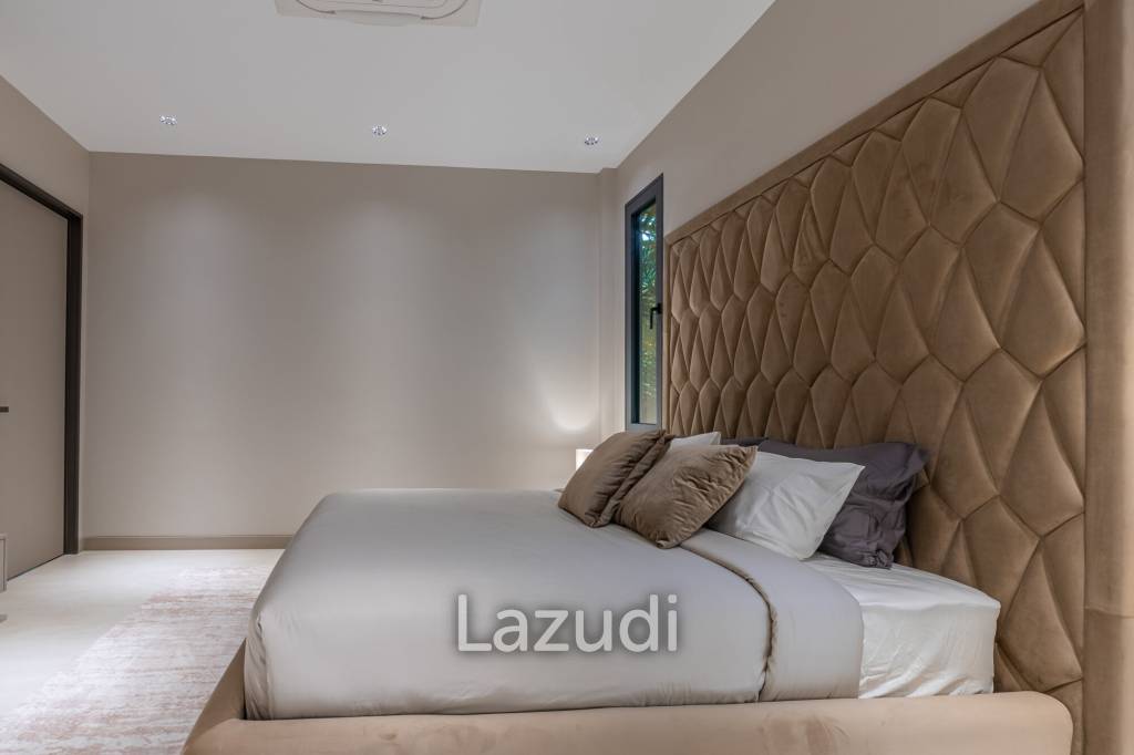 4 Beds 5 Baths 311 SQ.M. Jomtien Beach Paradise Village
