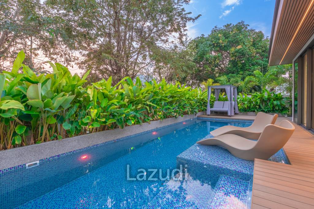 4 Beds 5 Baths 311 SQ.M. Jomtien Beach Paradise Village