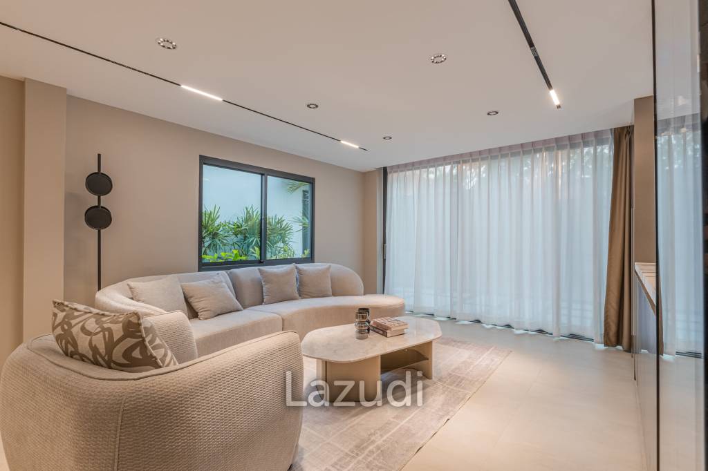 4 Beds 5 Baths 311 SQ.M. Jomtien Beach Paradise Village