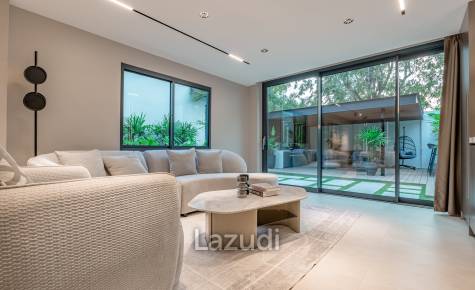 4 Beds 5 Baths 311 SQ.M. Jomtien Beach Paradise Village