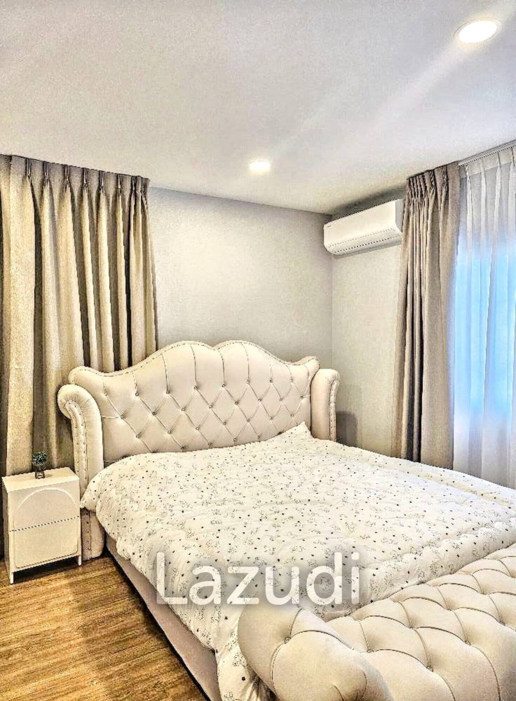 4 Bedroom 4 Bathroom 235 SQ.M Centro Bangna