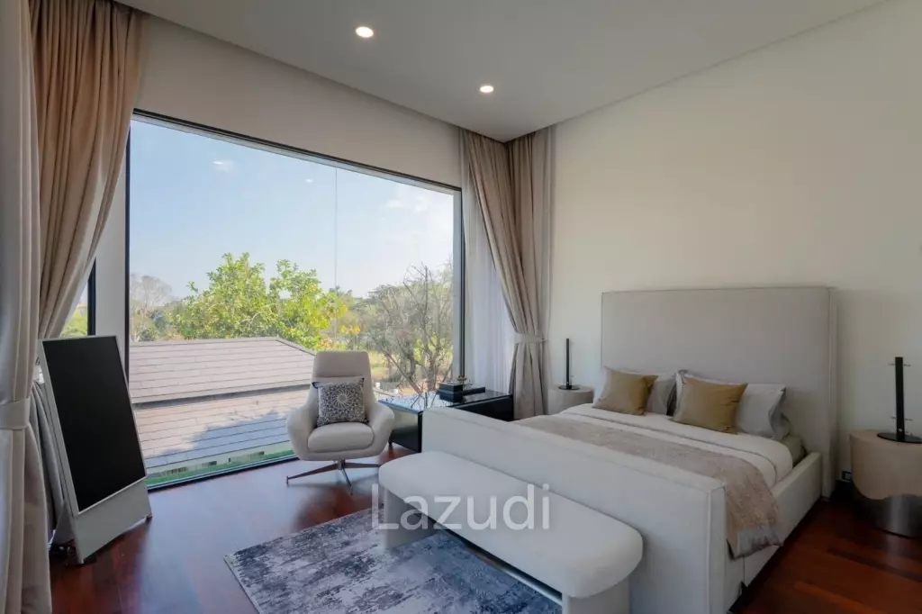 PALM HILLS RESIDENCES : Beautiful total renovation 4 bed pool villa
