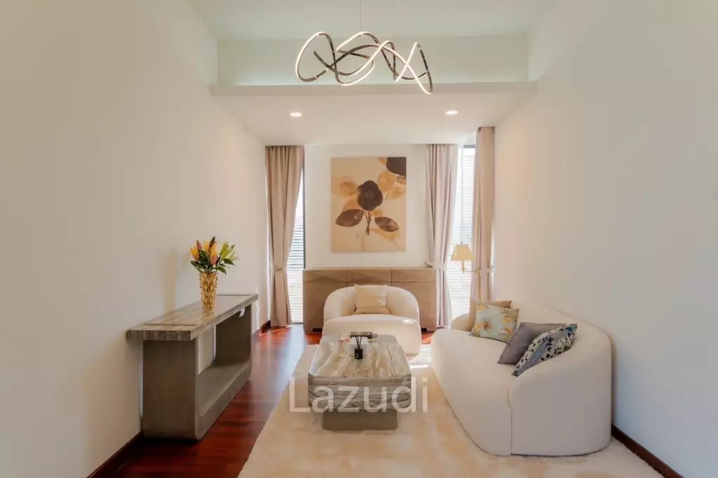 PALM HILLS RESIDENCES : Beautiful total renovation 4 bed pool villa