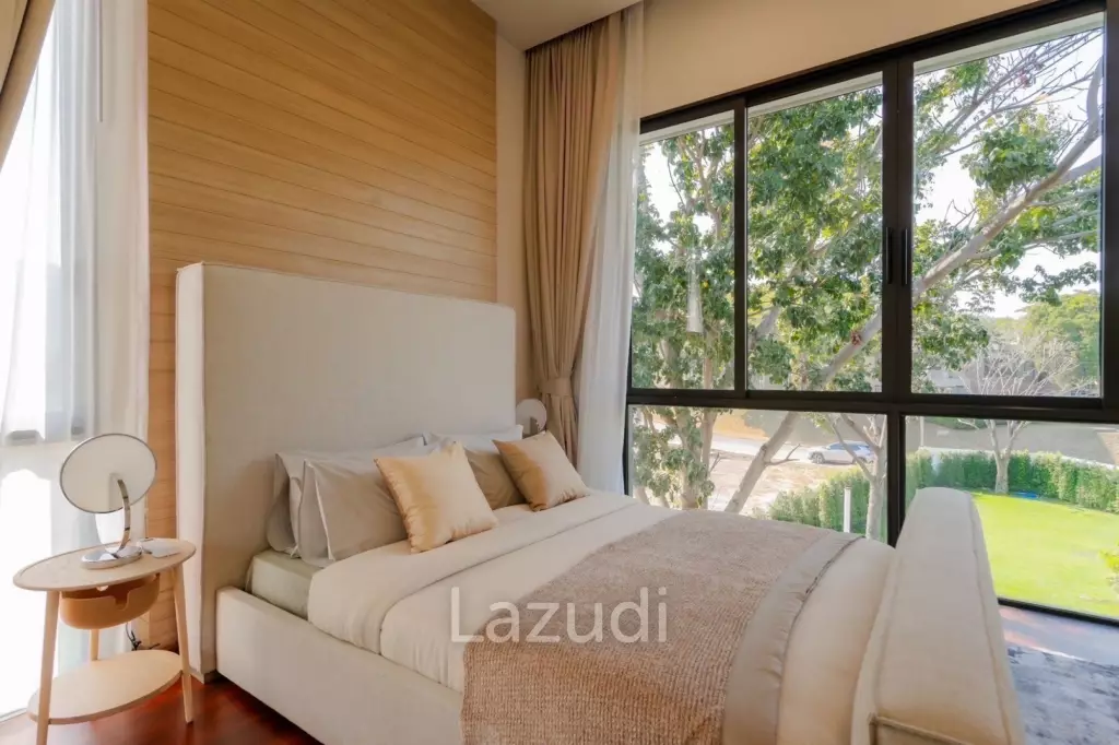 PALM HILLS RESIDENCES : Beautiful total renovation 4 bed pool villa