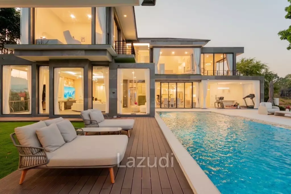 PALM HILLS RESIDENCES : Beautiful total renovation 4 bed pool villa