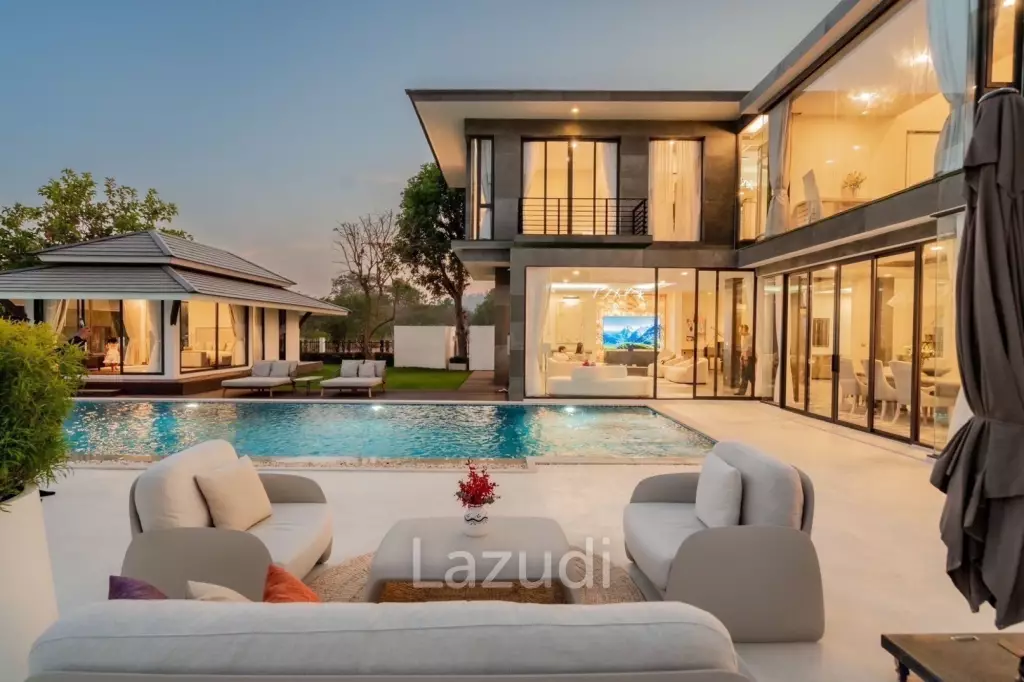 PALM HILLS RESIDENCES : Beautiful total renovation 4 bed pool villa
