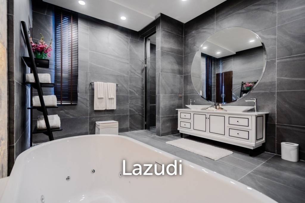 2,400 ตร.ม 4 เตียง 5 อาบน้ำ วิลล่า For ขาย