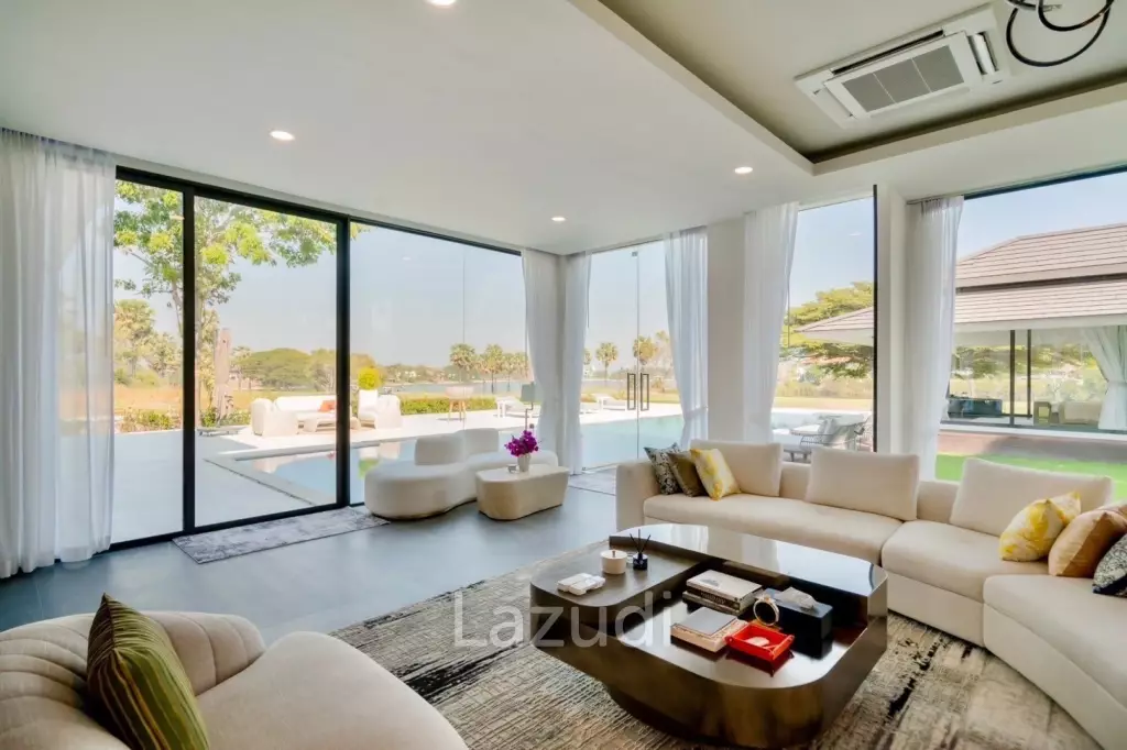 PALM HILLS RESIDENCES : Beautiful total renovation 4 bed pool villa