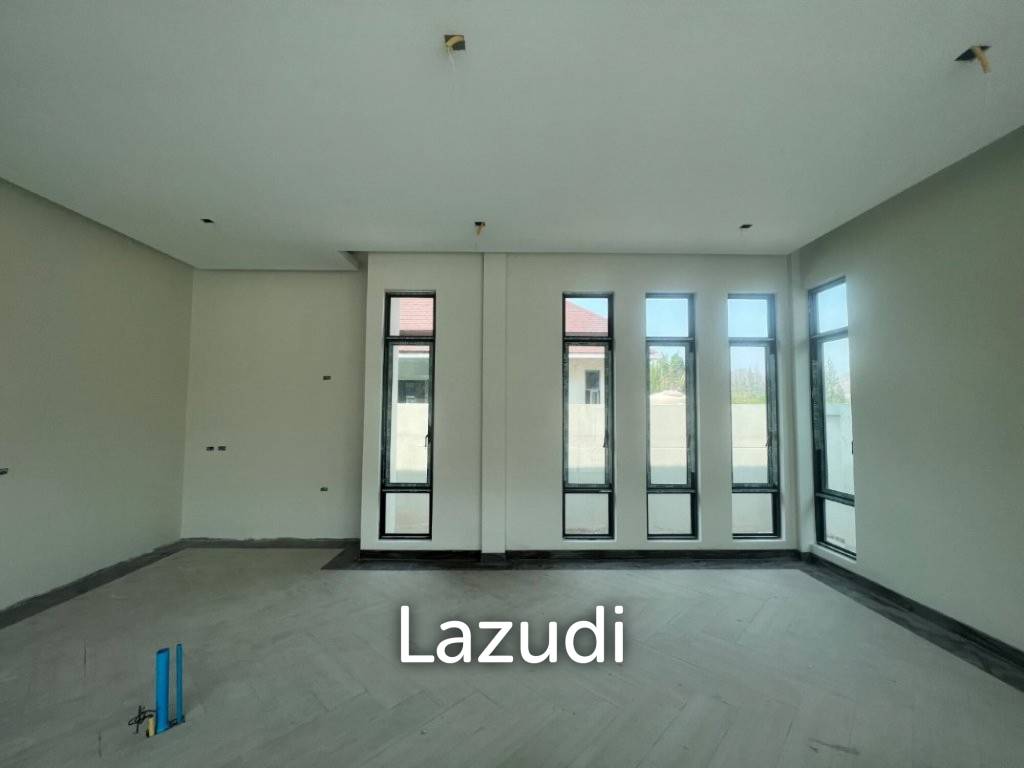 PANORAMA BLACK MOUNTAIN : Luxury 4 bed pool villa completion April 2025